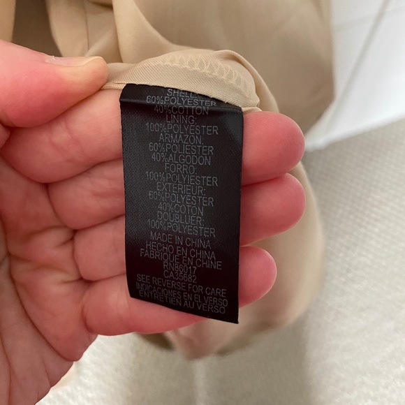 Bebe trench jacket - very light weight - Picture 11 of 11